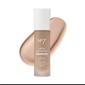 Lift & Luminate Triple Action Serum Foundation - Honey
